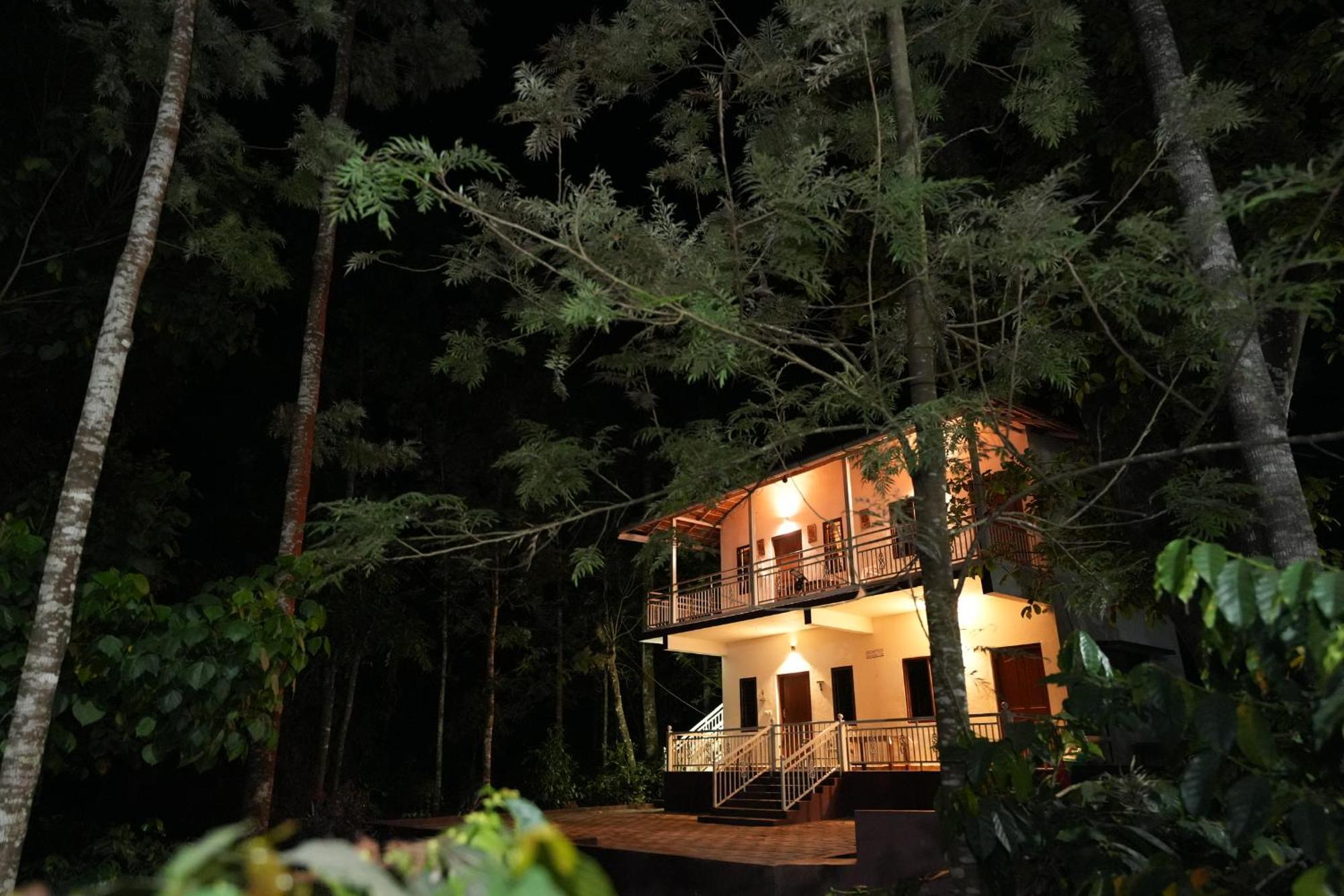 Silver Springs Homestay Chickmagalur Chikmagalur Exterior photo